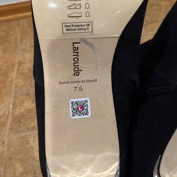 New Larroudé Alexis Bootie Black Suede Silver Heel Sz 7.5 Classic Fall Staple - Picture 9 of 14